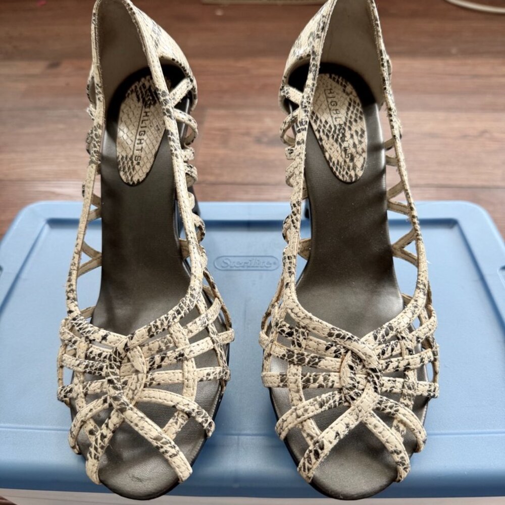 Highlights Snake-Print Caged Wedge Sandals — Size 7.5